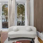 Luxurious Hideaway Retreat - La Reserve Knightsbrige