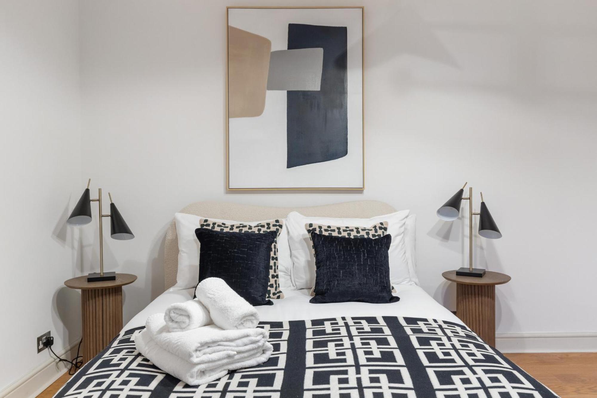 Luxurious Hideaway Retreat - La Reserve Knightsbrige Appartamento