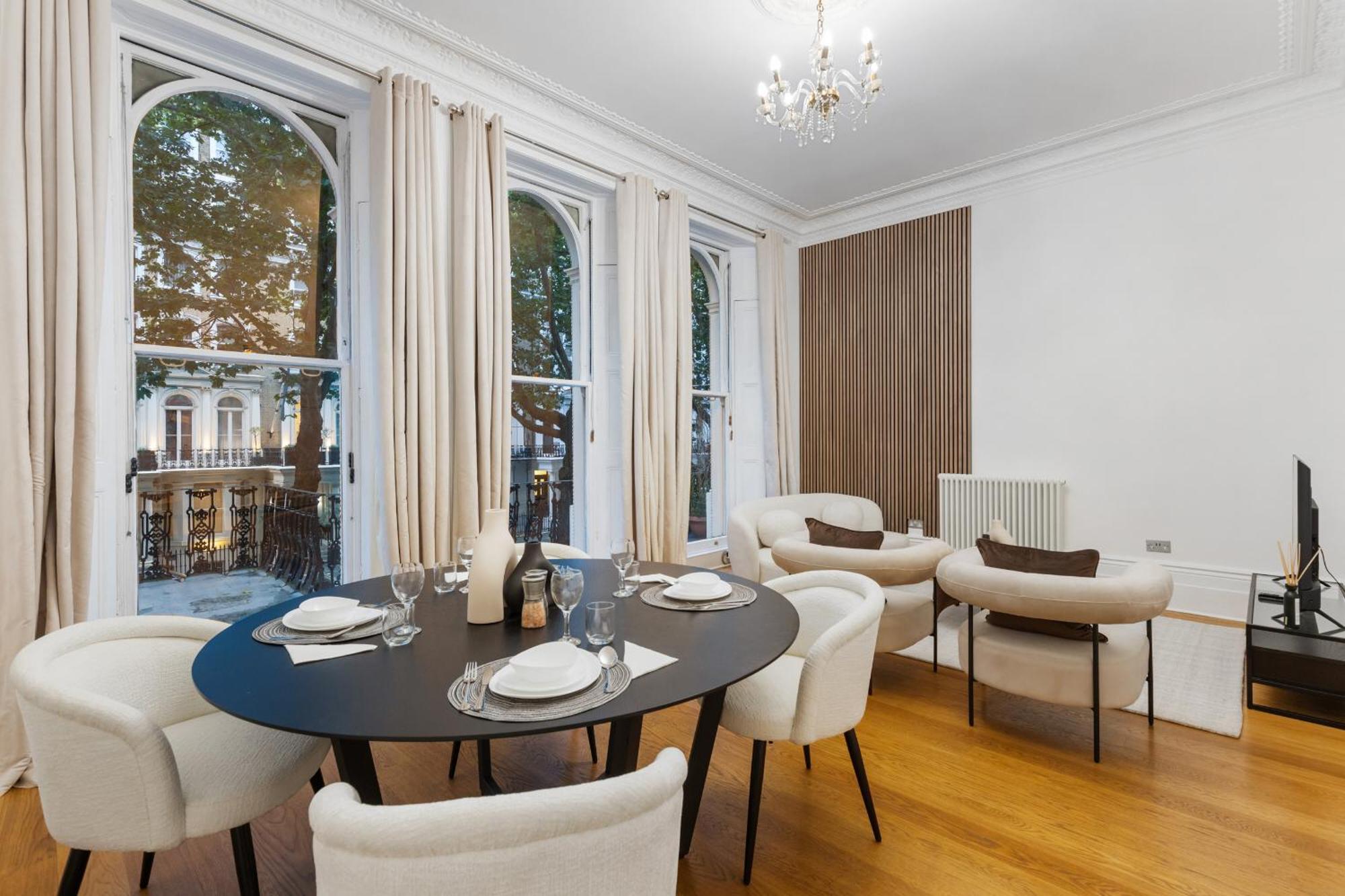 Luxurious Hideaway Retreat - La Reserve Knightsbrige Londra