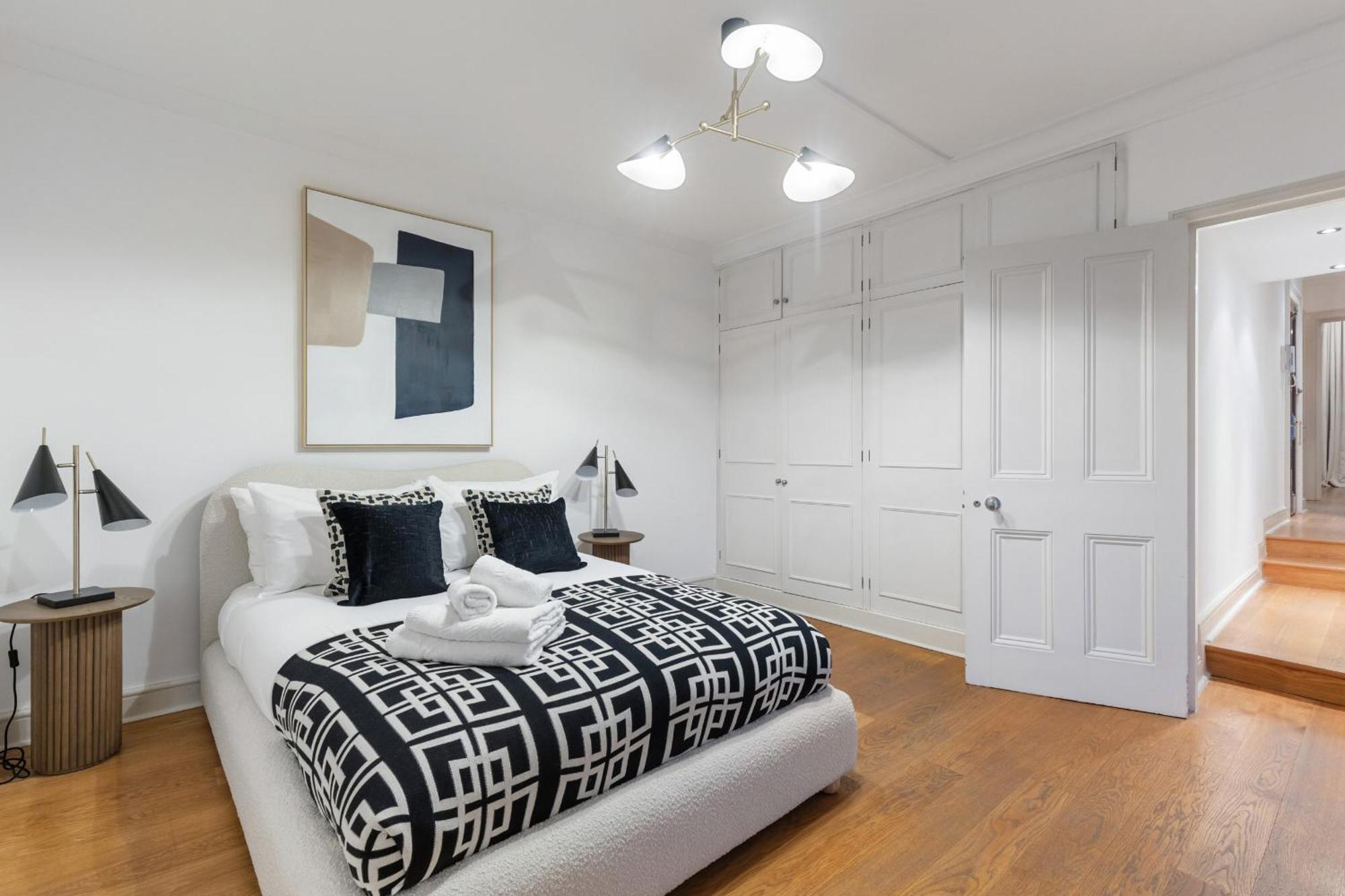 Luxurious Hideaway Retreat - La Reserve Knightsbrige