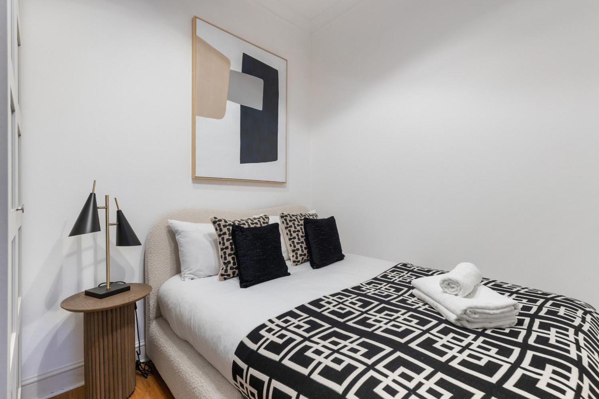 Luxurious Hideaway Retreat - La Reserve Knightsbrige Londra